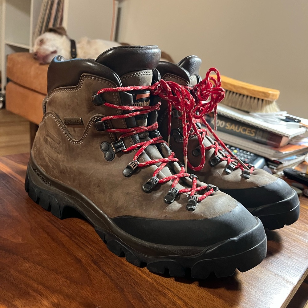 Zamberlan Italian Men's Brown Hiking Boots with Red Laces